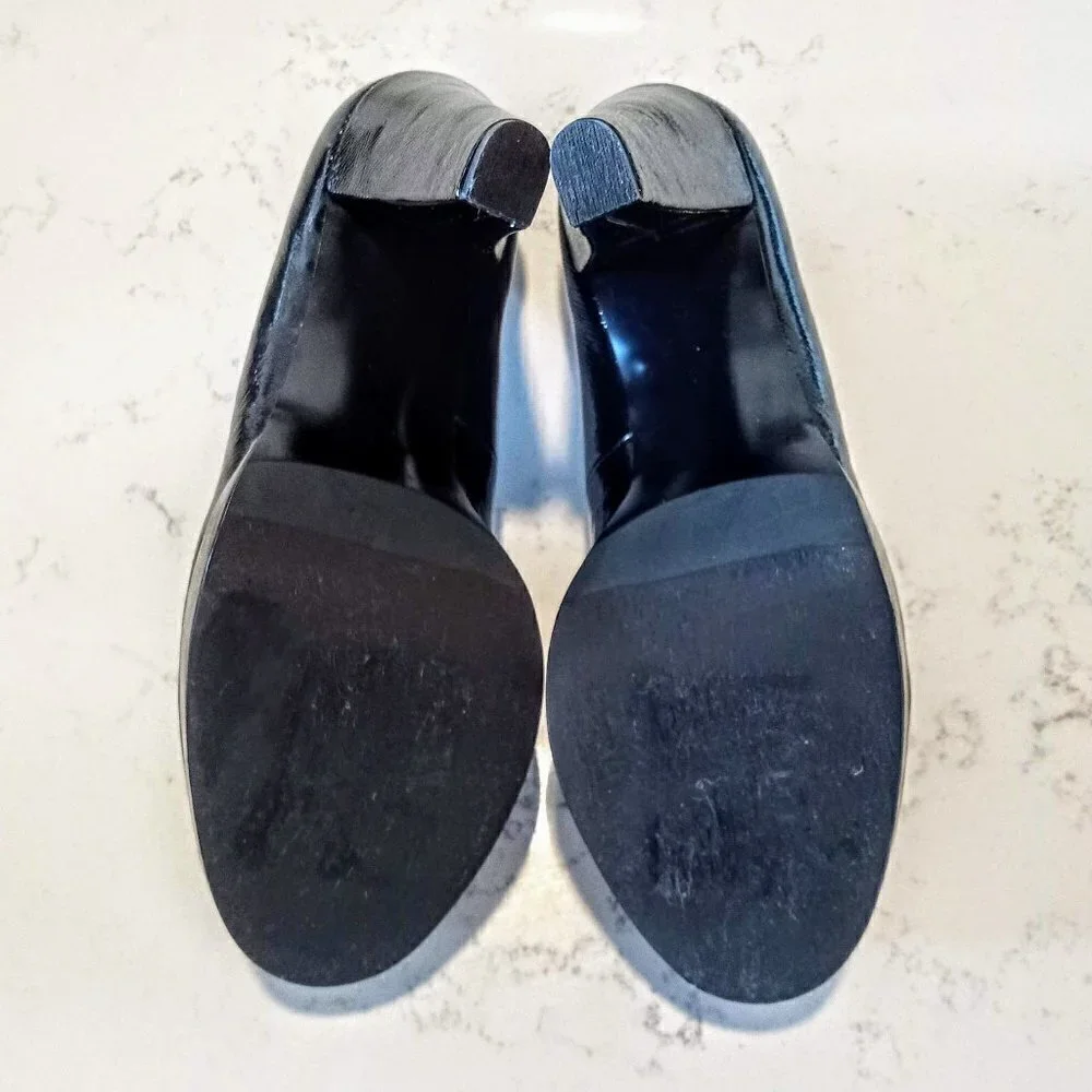 Calvin Klein Black Patent Pumps NWOT
